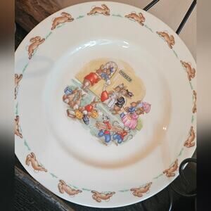 Royal Doulton Bunnykins Train Station Themed Decorative Plate